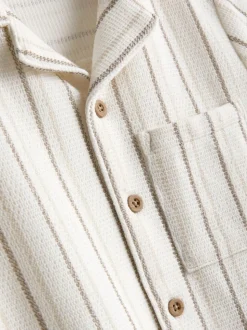 1,5-8 años | Camisa y pantalones cortos a rayas