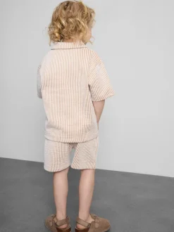 1,5-9 años | Set de camisa a rayas y pantalón corto