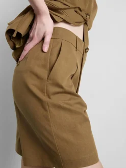 Bermudas tipo safari en mezcla de algodón