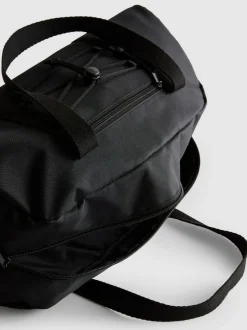 Bolsa de deporte con detalle de bolsillo