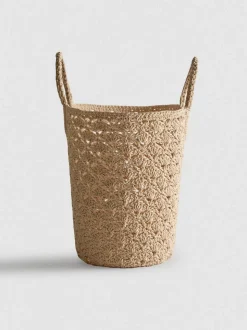 Bolso bombonera de crochet de Paula Echevarría