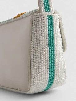 Bolso de hombro con adornos de verduras de cuentas