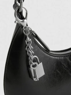 Bolso de hombro con colgante de candado