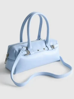 Bolso de hombro con detalle de ojales