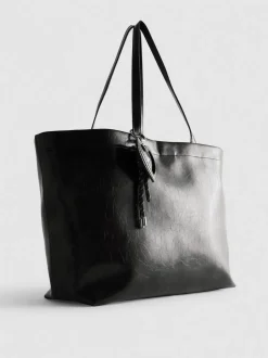Bolso tote con colgante de corazón