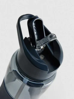 Botella de agua con pajita abatible