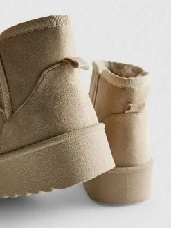 Botines con suela gruesa