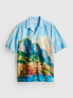 Camisa con estampado de paisaje y cuello con solapas