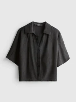 Camisa fruncida de estilo vacacional