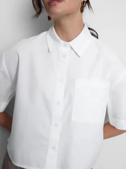 Camisa Oxford corta de corte cuadrado de manga corta