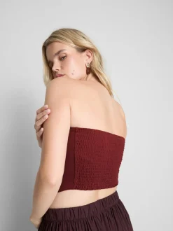 Camiseta bandeau con bajo tipo pañuelo