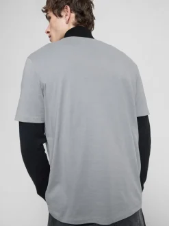 Camiseta básica de corte estándar