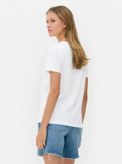 Camiseta básica de manga corta con cuello redondo
