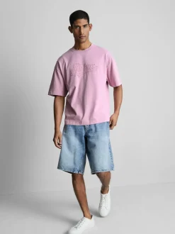 Camiseta con bordado de Ibiza
