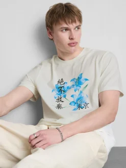 Camiseta con estampado gráfico floral