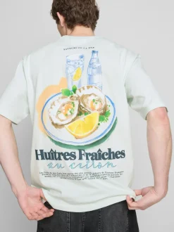 Camiseta con estampado gráfico de ostras