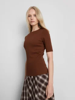 Camiseta con fruncido y mucho algodón By Coleen
