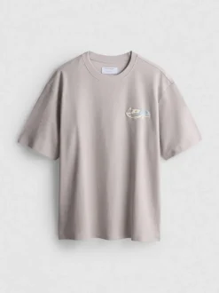 Camiseta con logo gráfico texturizado