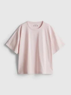 Camiseta de algodón cuadrada de cuello redondo