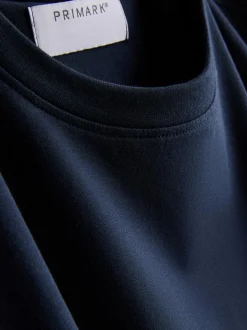 Camiseta de manga corta y corte entallado