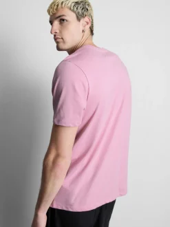 Camiseta de manga corta y corte estándar