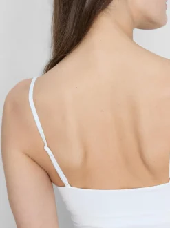 Camiseta de tirantes corta sin costuras