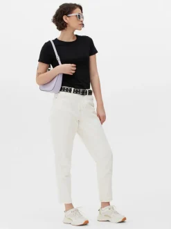 Camiseta elástica con cuello redondo