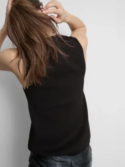 Camiseta larga de punto sin mangas