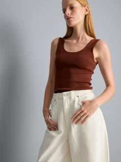 Camiseta sin mangas de punto