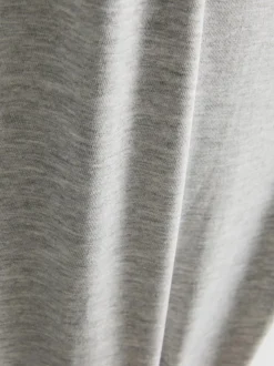 Camiseta sin mangas elástica con escote amplio