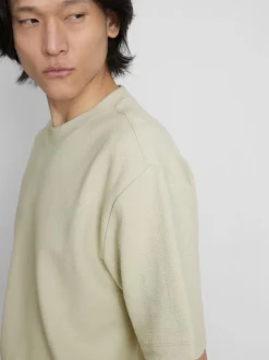Camiseta texturizada de manga corta de The Edit