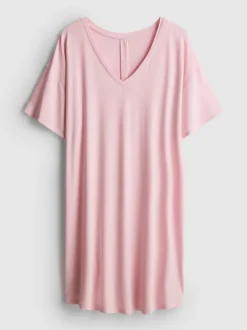 Camisón con cuello de pico y mucho modal