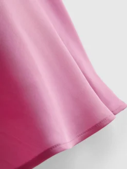 Camisón de satén con ribete de encaje