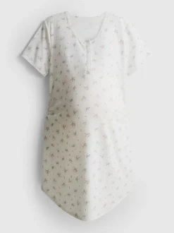 Camisón premamá con escote amplio y flores