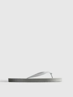 Chanclas básicas