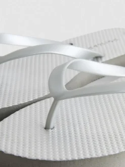 Chanclas básicas