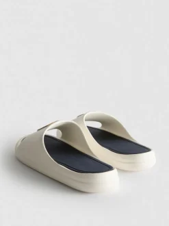 Chanclas de piscina del Real Madrid