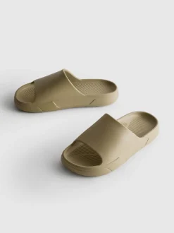 Chanclas de suela gruesa