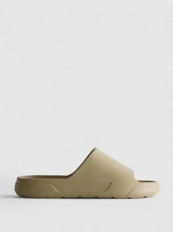 Chanclas de suela gruesa