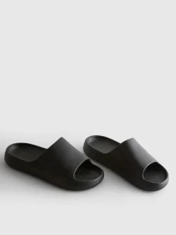 Chanclas de suela gruesa