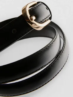 Cinturón de piel fino de The Edit