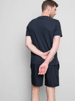 Conjunto de camiseta y pantalones cortos de pijama