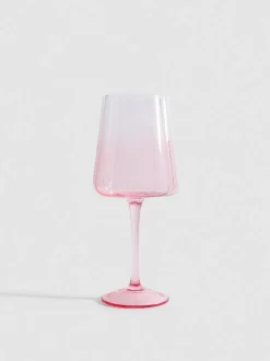 Copa de vino de vidrio coloreado y diseño festoneado
