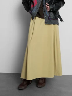 Falda larga circular