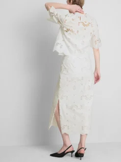 Falda midi bordada de algodón de The Edit