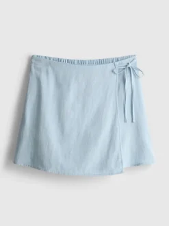 Falda pantalón corta en mezcla de lino con lazada
