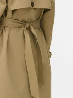 Gabardina de doble botonadura Adaptive