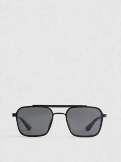 Gafas de sol con montura cuadrada