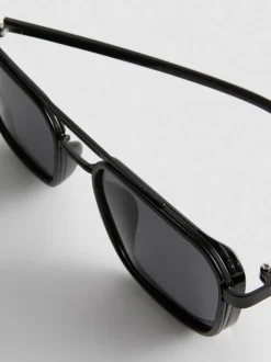 Gafas de sol con montura cuadrada