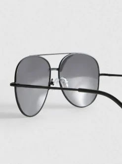 Gafas de sol de estilo aviador tintadas